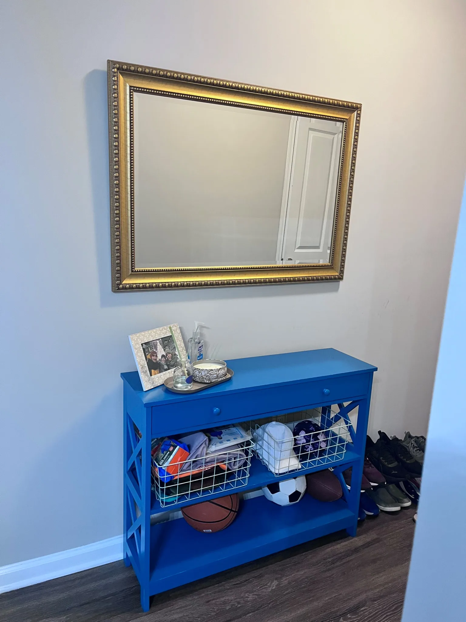 Picture & Mirror Hanging